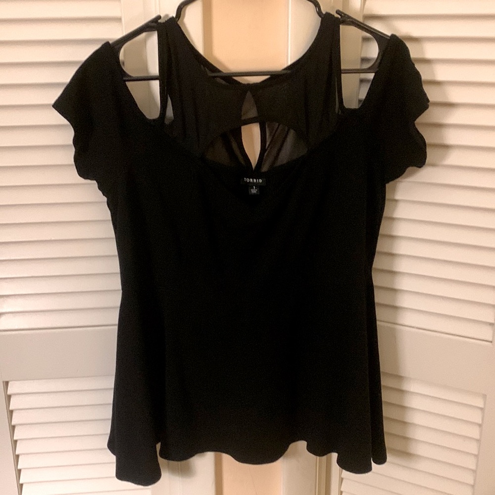 Black Torrid off the shoulder shirt